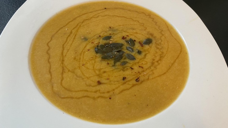 Mézes-Chilis Sütőtökkrémleves