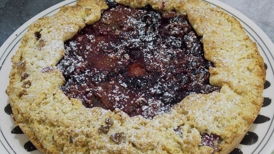 Gluténmentes zabos, gyümölcsös sütemény