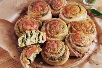 Medvehagymás pestos csiga